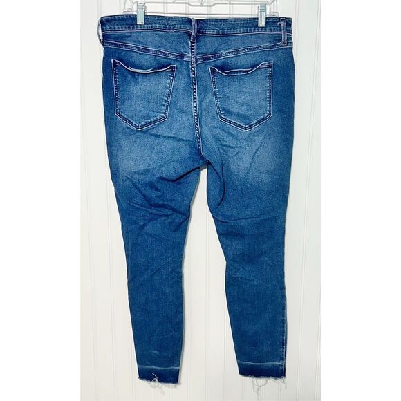 Old Navy Women's Denim Distressed Super Skinny Ankle Jeans Dark Blue Size 14‎ - Picture 3 of 8